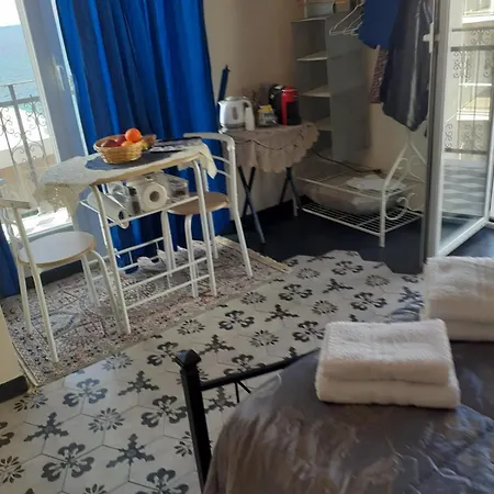 Maison d'hôtes Romantic House Spettacolare Vista Mare Chiama Il Numero Trecentosettantasette Cinquantanove 38723 Alghero