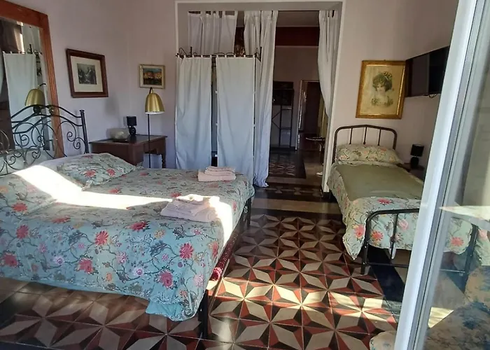 Romantic House Spettacolare Vista Mare Chiama Il Numero Trecentosettantasette Cinquantanove 38723 招待所
