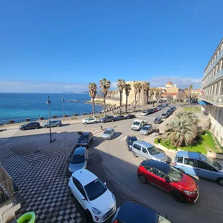 Guest house Romantic House Spettacolare Vista Mare Unica Nel Suo Genere