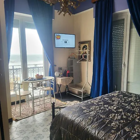 Gasthuis Romantic House Spettacolare Vista Mare Chiama Il Numero Trecentosettantasette Cinquantanove 38723