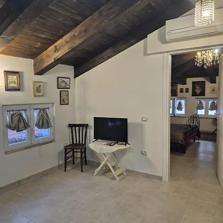 Romantic House Spettacolare Vista Mare Write Whotsapp Or Call The Number 377 5 Nove 38723 Vendégház 3*